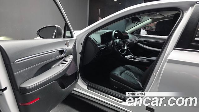 Hyundai Sonata (DN8) 2.0 LPG(rental car) Premium 2023 — фото 10