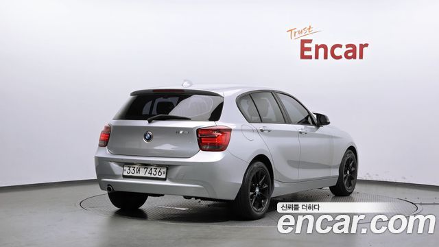 BMW 1 Series (F20) 118d Urban Pack1 5Dr 2014 — фото 2