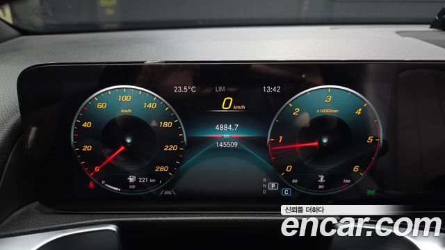Mercedes-Benz GLB-Class (X247) GLB200 d 2021 — фото 8