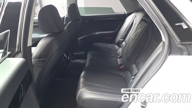 Hyundai Grandeur (GN7) 3.5 LPG 2WD (Taxi) Deluxe 2023 — фото 11