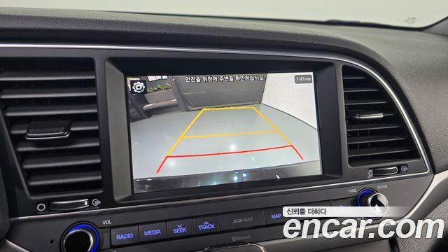 Hyundai Avante (AD) 1.6 GDI Value Plus 2018 — фото 16
