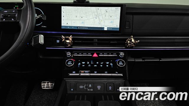 Hyundai Santa Fe (MX5) HEV 1.6 4WD Calligraphy 2024 — фото 13