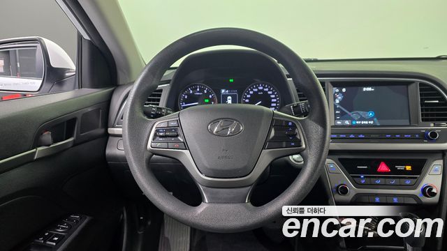 Hyundai Avante (AD) 1.6 GDI Value Plus 2018 — фото 13