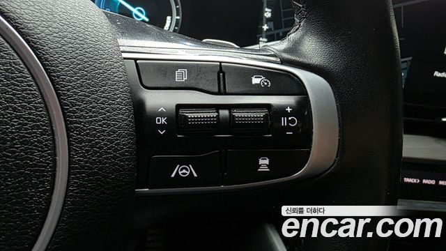 Kia Sportage Hybrid (V) Signature Gravity 2WD 2023 — фото 17