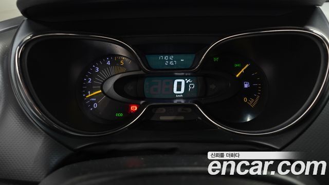 Renault Korea QM3 RE 2015 — фото 8
