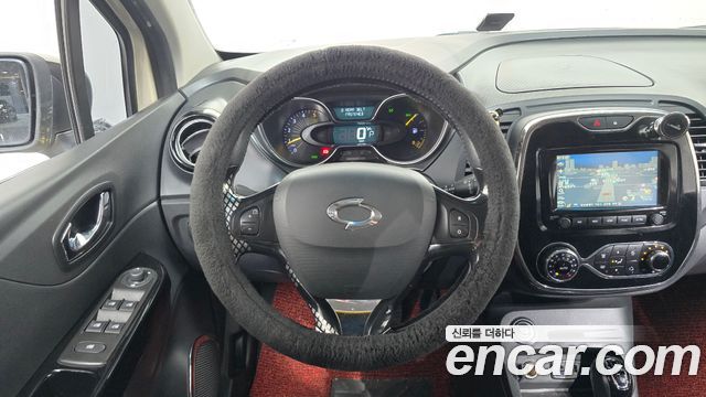 Renault Korea QM3 RE 2015 — фото 13