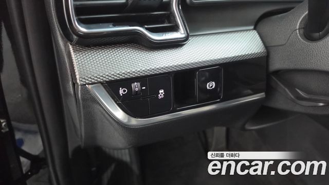 Kia Sportage (V) Diesel 2.0 4WD Prestige 2022 — фото 18