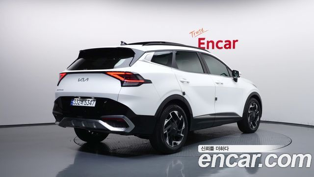 Kia Sportage (V) Gasoline 1.6 Turbo 2WD Signature 2023 — фото 2