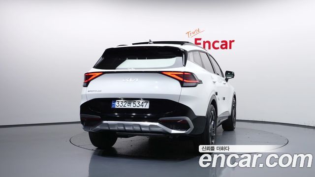 Kia Sportage (V) Gasoline 1.6 Turbo 2WD Signature 2023 — фото 4