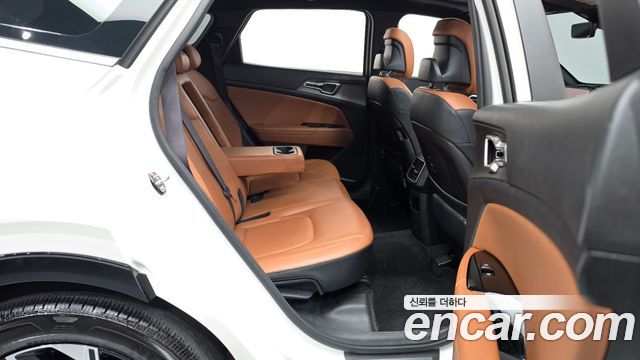 Kia Sportage (V) Gasoline 1.6 Turbo 2WD Signature 2023 — фото 16