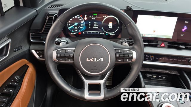 Kia Sportage (V) Gasoline 1.6 Turbo 2WD Signature 2023 — фото 18