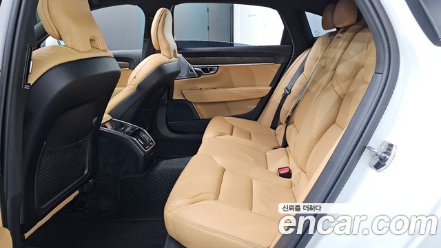 Volvo S90 B6 AWD Inscription 2021 — фото 12
