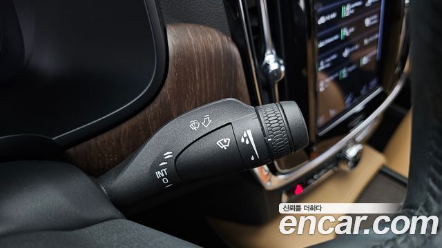 Volvo S90 B6 AWD Inscription 2021 — фото 32