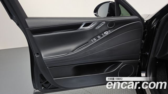 Genesis G80 (RG3) Gasoline 2.5 Turbo 2WD 2025 — фото 30