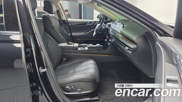 Genesis G80 (RG3) Gasoline 2.5 Turbo 2WD 2025 — фото 32