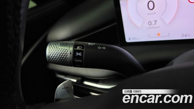 Genesis G80 (RG3) Gasoline 2.5 Turbo 2WD 2025 — фото 43