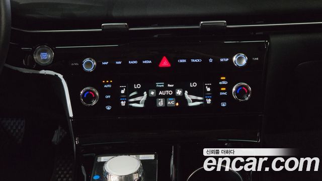 Genesis G80 (RG3) Gasoline 2.5 Turbo 2WD 2025 — фото 45
