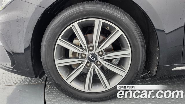 Kia K5 (II) 2.0 Prestige 2019 — фото 5