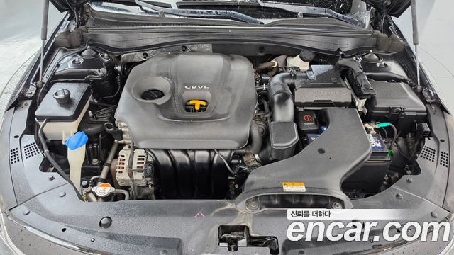 Kia K5 (II) 2.0 Prestige 2019 — фото 6