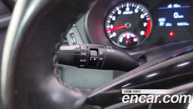 Kia K5 (II) 2.0 Prestige 2019 — фото 17