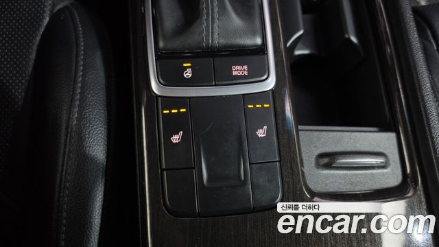 Kia K5 (II) 2.0 Prestige 2019 — фото 18