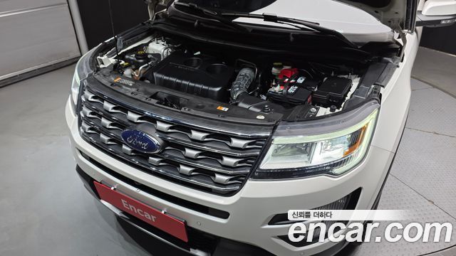 Ford Explorer 2.3 Limited 4WD 5th 2016 — фото 6