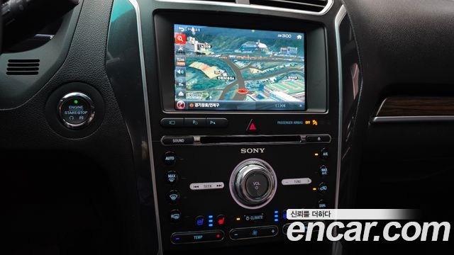 Ford Explorer 2.3 Limited 4WD 5th 2016 — фото 15