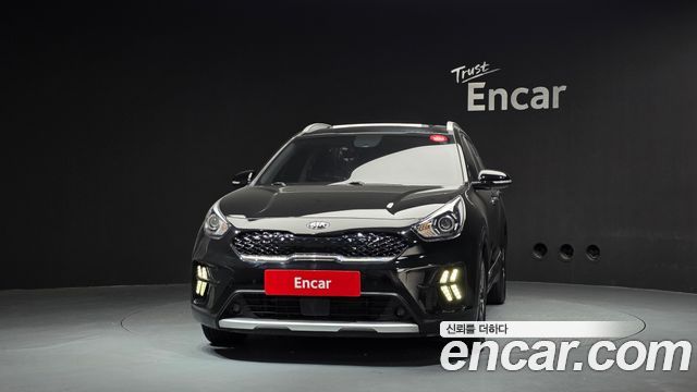 Kia Niro 1.6 HEV Noblesse 2020 — фото 3