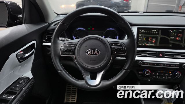 Kia Niro 1.6 HEV Noblesse 2020 — фото 14