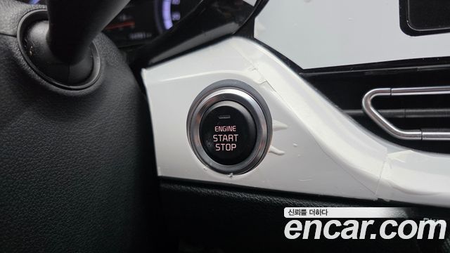 Kia Niro 1.6 HEV Noblesse 2020 — фото 29