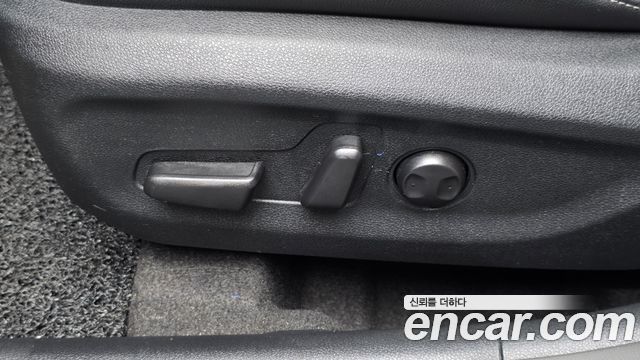 Kia Niro 1.6 HEV Noblesse 2020 — фото 31