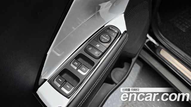 Kia Niro 1.6 HEV Noblesse 2020 — фото 34