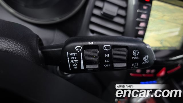 KG Mobility (SsangYong) Tivoli VX 2WD 2017 — фото 18