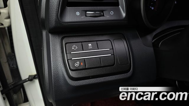 KG Mobility (SsangYong) Tivoli VX 2WD 2017 — фото 19