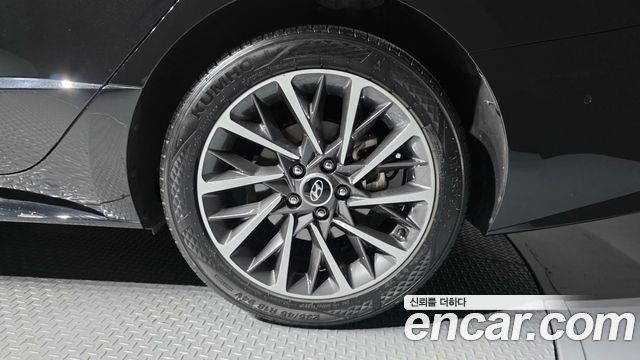 Hyundai Sonata (DN8) 2.0 Inspiration 2020 — фото 21
