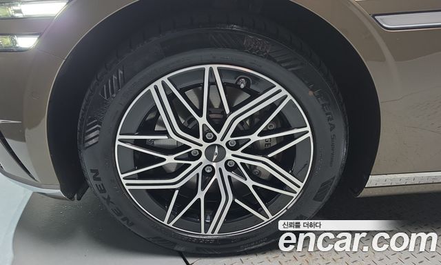 Genesis G90 (RS4) Gasoline 3.5 Turbo 2WD 2022 — фото 5