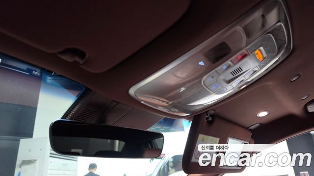 Genesis G90 (RS4) Gasoline 3.5 Turbo 2WD 2022 — фото 18