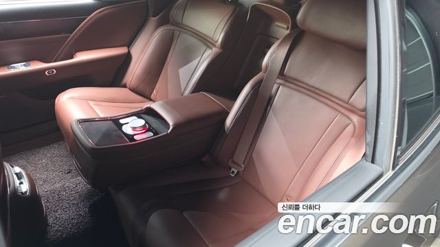 Genesis G90 (RS4) Gasoline 3.5 Turbo 2WD 2022 — фото 28