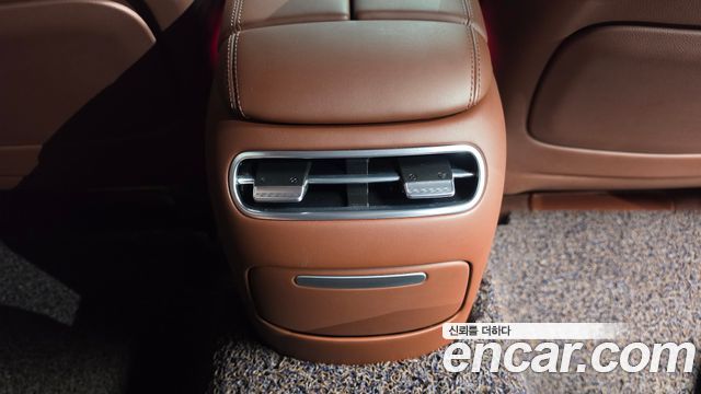 Genesis G90 (RS4) Gasoline 3.5 Turbo 2WD 2022 — фото 32