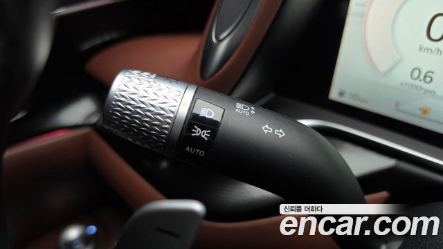 Genesis G90 (RS4) Gasoline 3.5 Turbo 2WD 2022 — фото 33