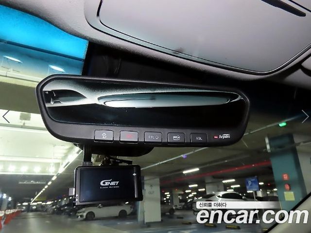 Genesis EQ900 3.8 GDI AWD Premium Luxury 2016 — фото 18