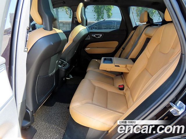 Volvo XC60 (II) D4 Inscription 2018 — фото 6