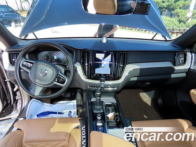 Volvo XC60 (II) D4 Inscription 2018 — фото 7