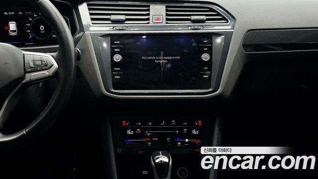 Volkswagen Tiguan (II) 2.0 TDI Premium 2023 — фото 14