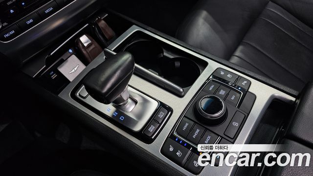 Genesis G80 3.3 GDI AWD Premium Luxury 2017 — фото 9
