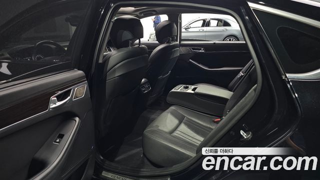 Genesis G80 3.3 GDI AWD Premium Luxury 2017 — фото 11