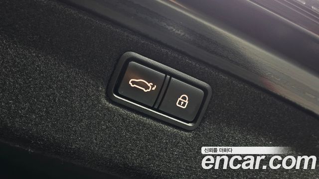 Genesis G80 3.3 GDI AWD Premium Luxury 2017 — фото 19