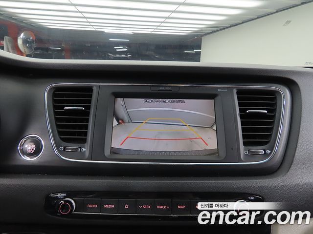 Kia Carnival 11-Seater Deluxe 2019 — фото 18