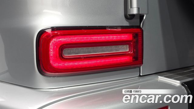 Mercedes-Benz G-Class (W463b) G400d 2023 — фото 23