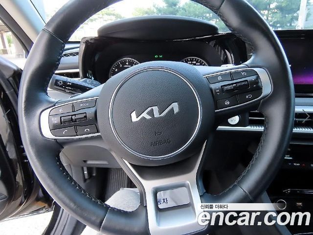 Kia K5 (III) 2.0 Trendy 2023 — фото 8